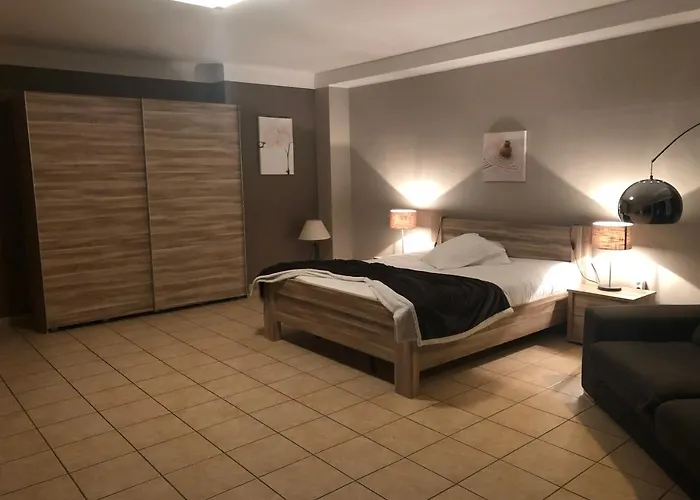 Belle Fontaine Hotel *